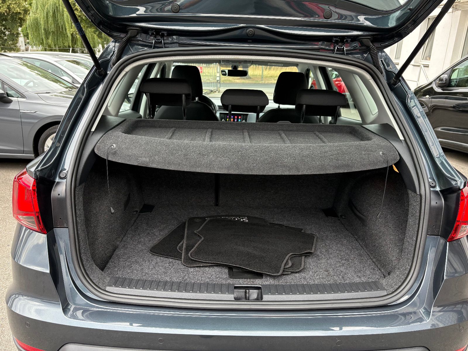 Seat Arona 1.0 TSI AUT. Style - Samsaru's Car Outlet