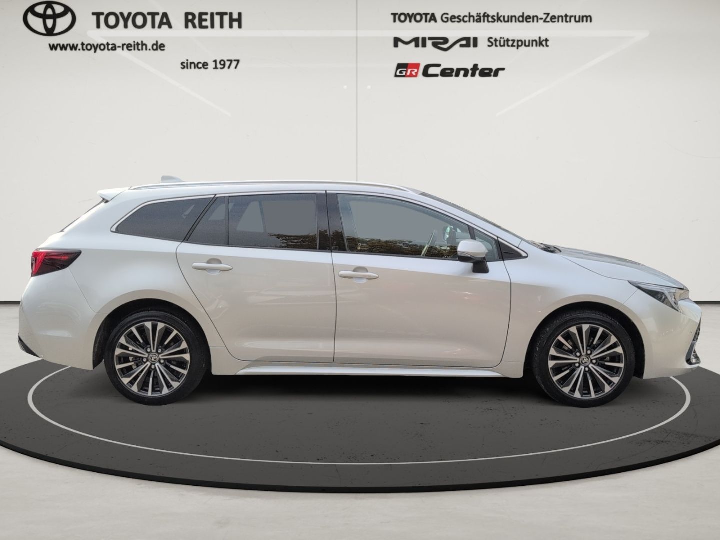 Toyota Corolla 2,0 l Hybrid Touring Sports Team Deutsch
