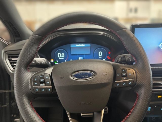 Ford Focus ST-Line X Turnier + el. PANORAMADACH + ALL
