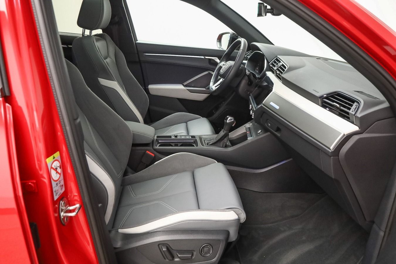Audi Q3 Sportback S line 45 TFSIe Matrix, Assist, SON