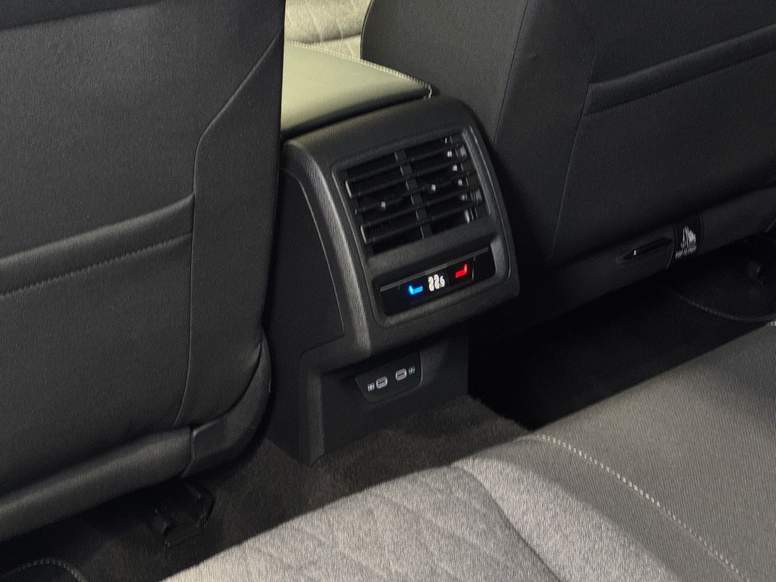 Volkswagen Golf Variant MOVE 1.5 TSI - Samsaru's Car Outlet