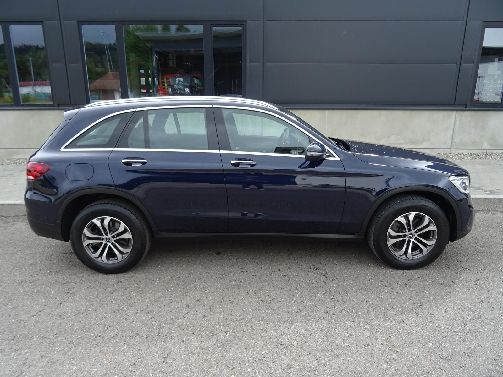 Mercedes-Benz GLC220d 4Matic - Samsaru's Car Outlet