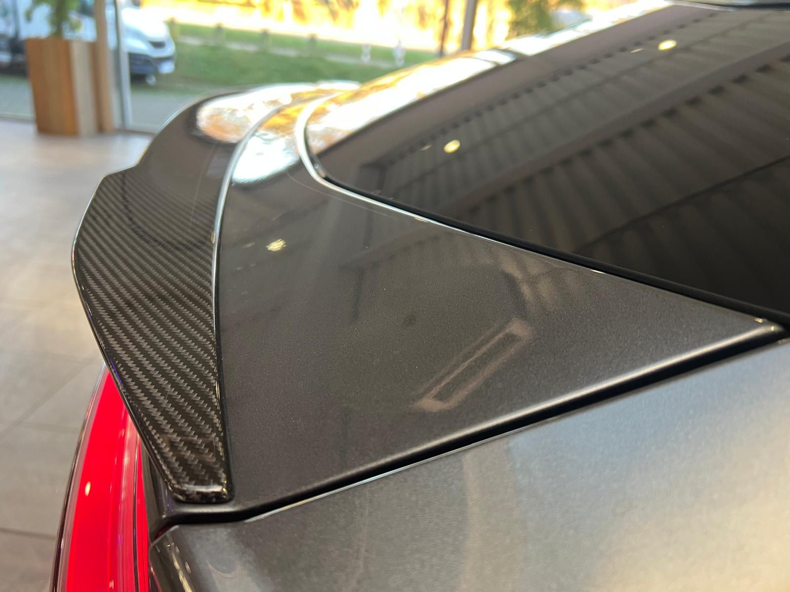 Lamborghini Urus *Großes Carbon Paket*Akrapovic*Garantie