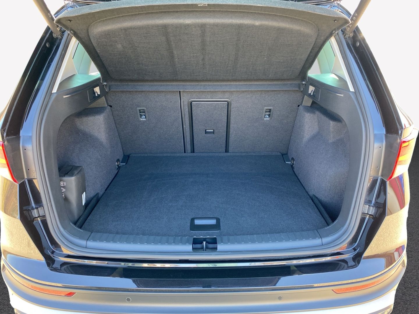 Seat Ateca Xperience 1.5 TSI DSG AHK AUTOM ACC FULLIN