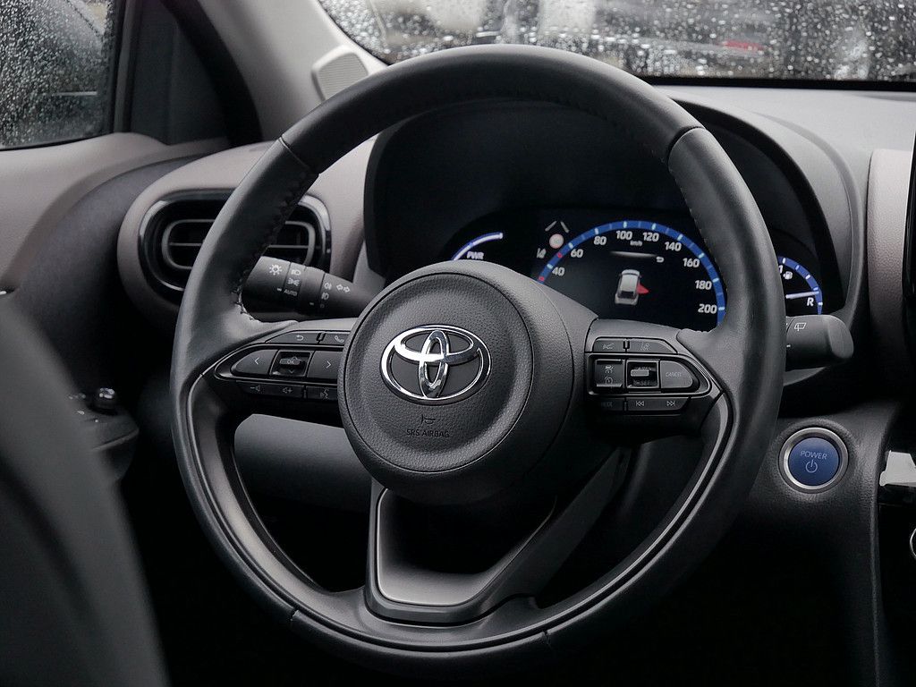 Toyota Yaris Cross 360 Grad SHZ KAMERA NAVI PDC ACC LED