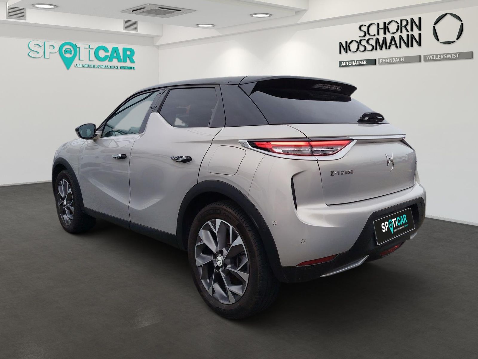 DS Automobiles DS3 CROSSBACK SOCHIC E-TENSE,LEASING MÖGLICH,LED
