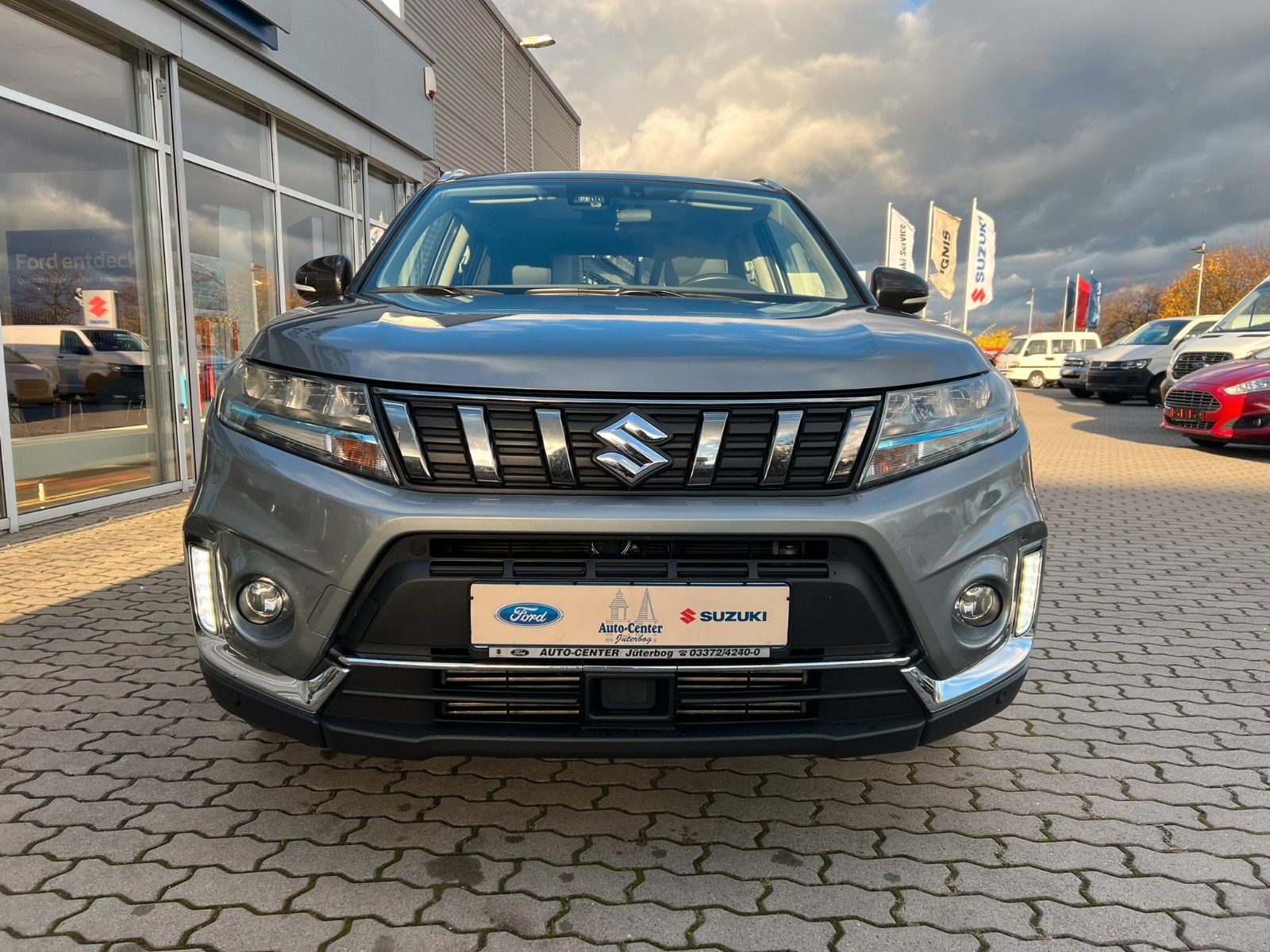 Suzuki Vitara 1.4 Mild-Hybrid Comfort+ - Samsaru's Car Outlet