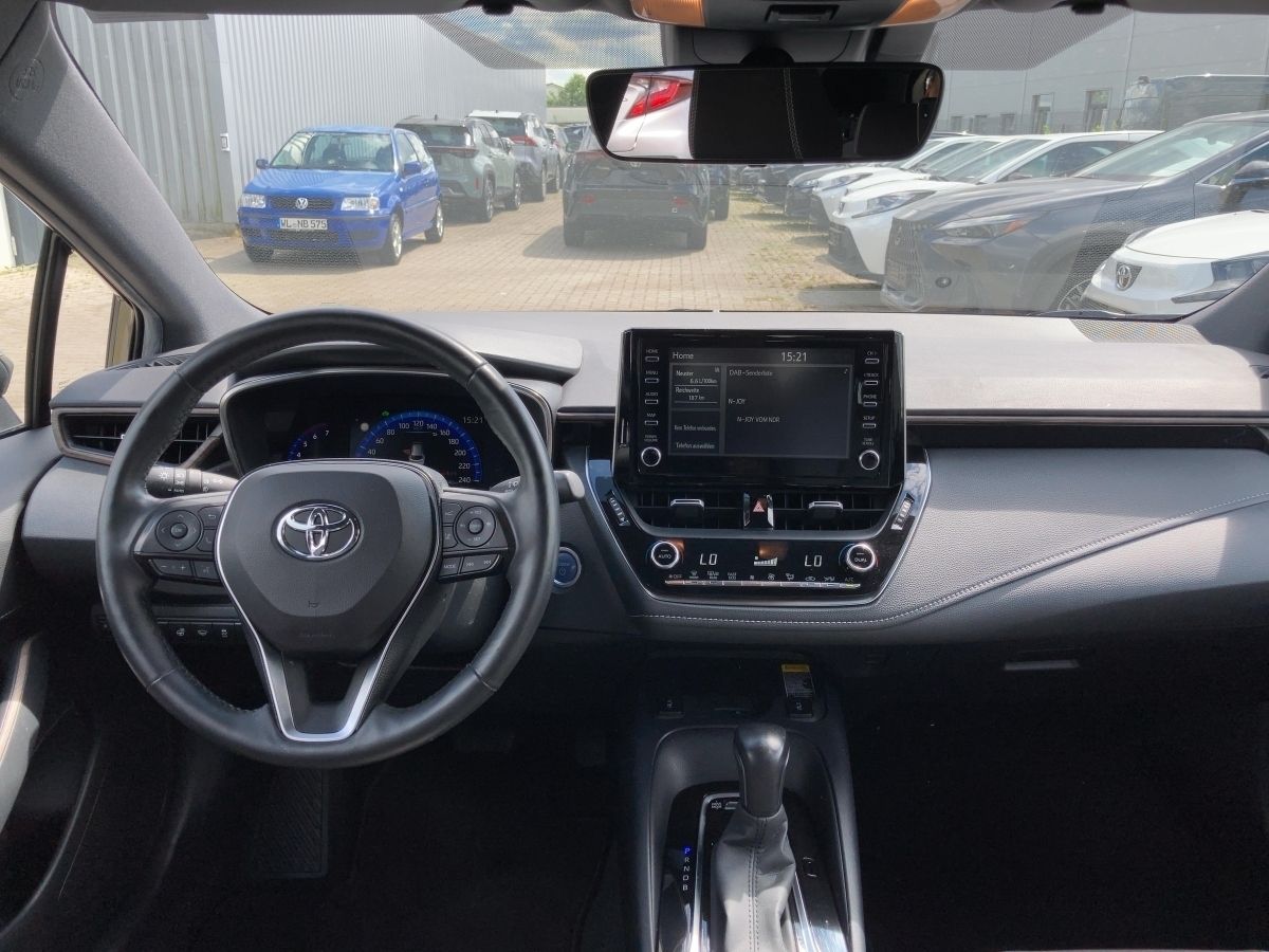 Toyota Corolla Touring Sports Hybrid - Samsaru's Car Outlet