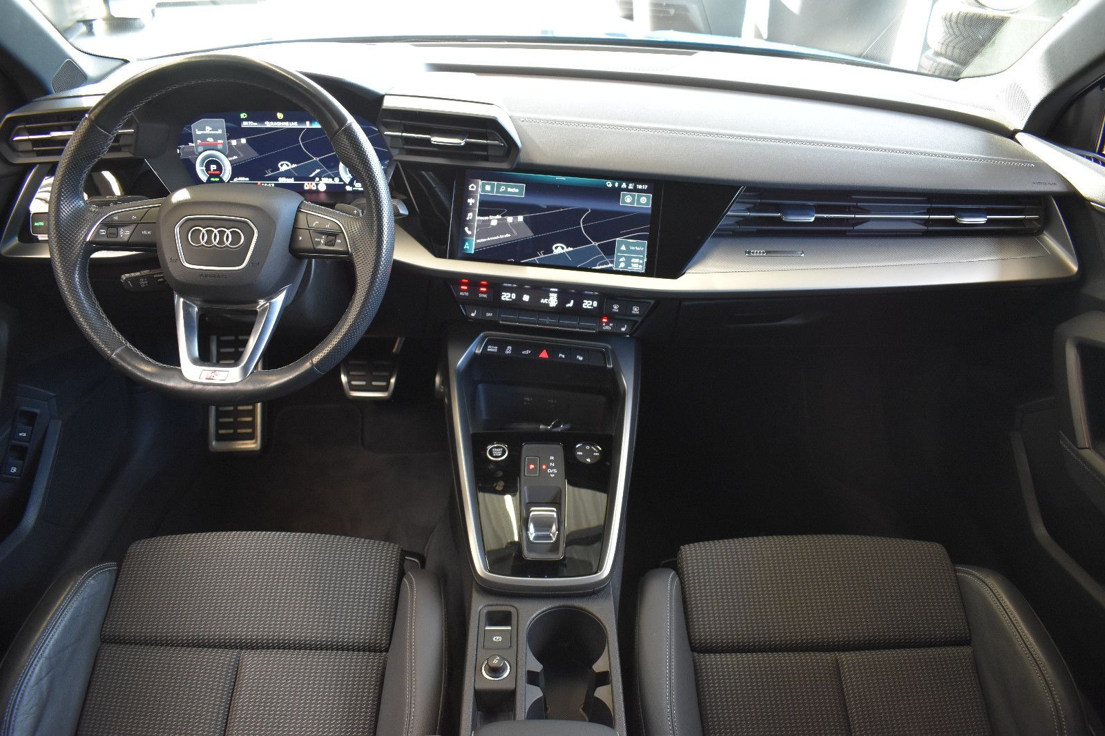 Audi A3 Sportb. 45TFSIe S-tronic S Line LED~ViCo~ACC