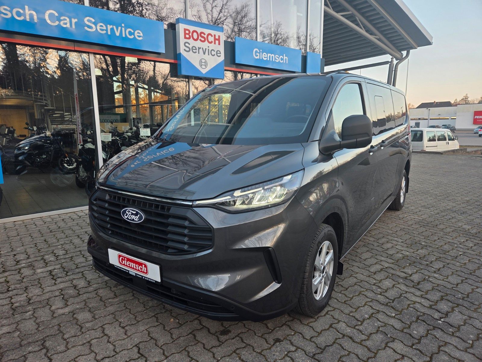 Ford Transit Custom 320 L2 FWD Aut LHZ+SHZ RFK 8Sitze