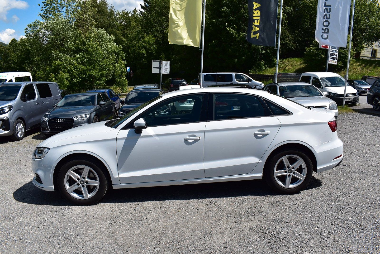 Audi A3 Limousine 35 TFSI - Samsaru's Car Outlet