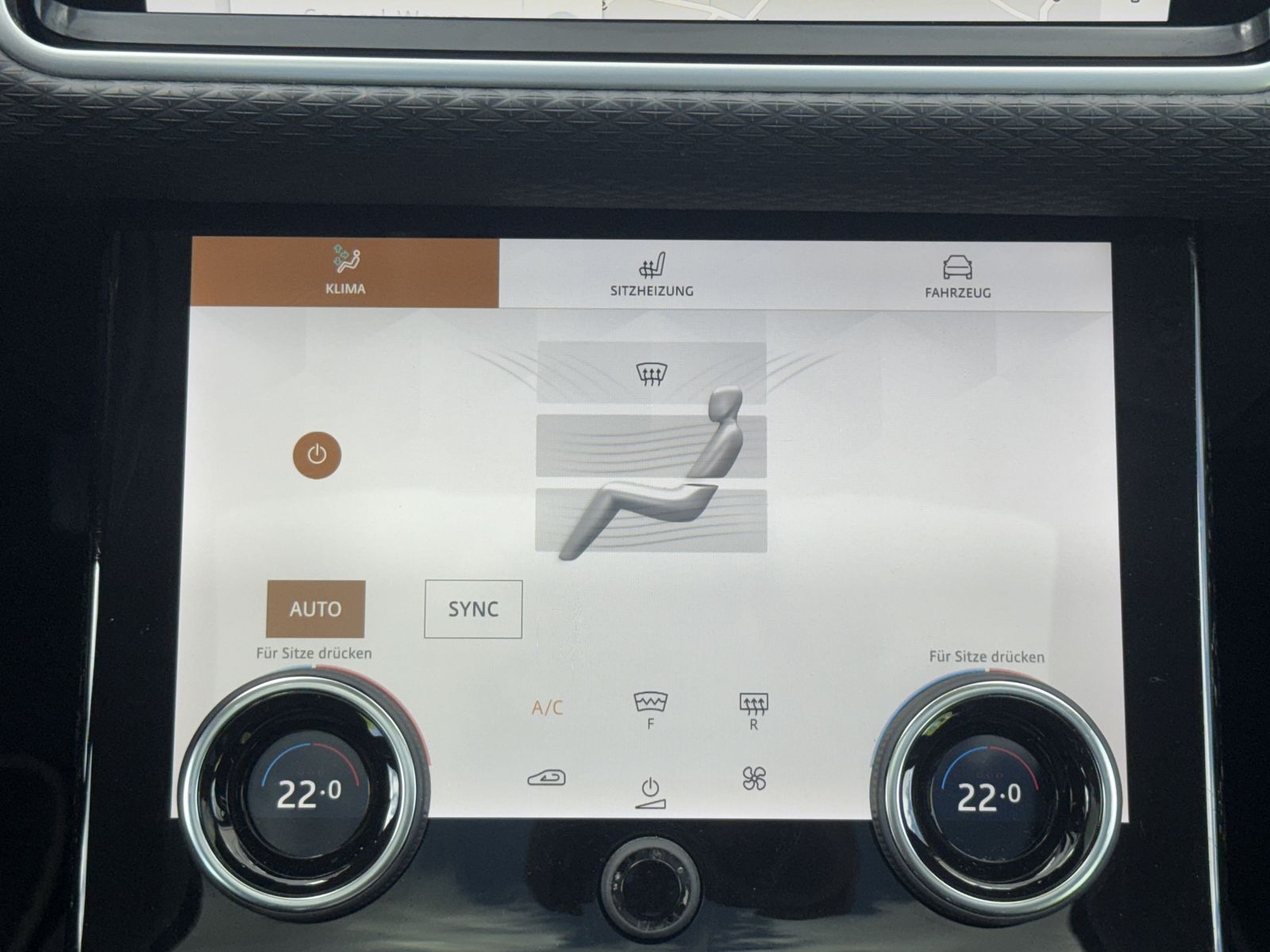 Range Rover Velar P400 - Samsaru's Car Outlet