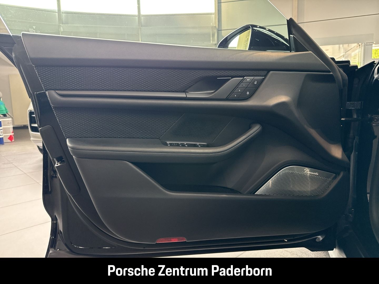 Porsche Taycan 4S Cross Turismo InnoDrive Surround-View
