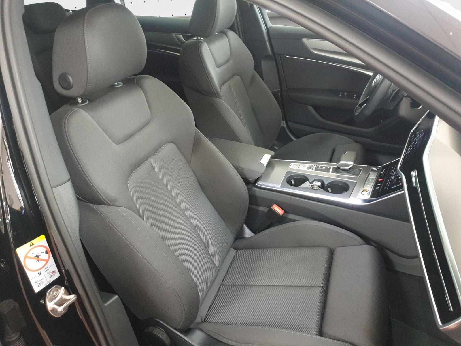 Audi A6 Avant 40 TDI S line - Samsaru's Car Outlet