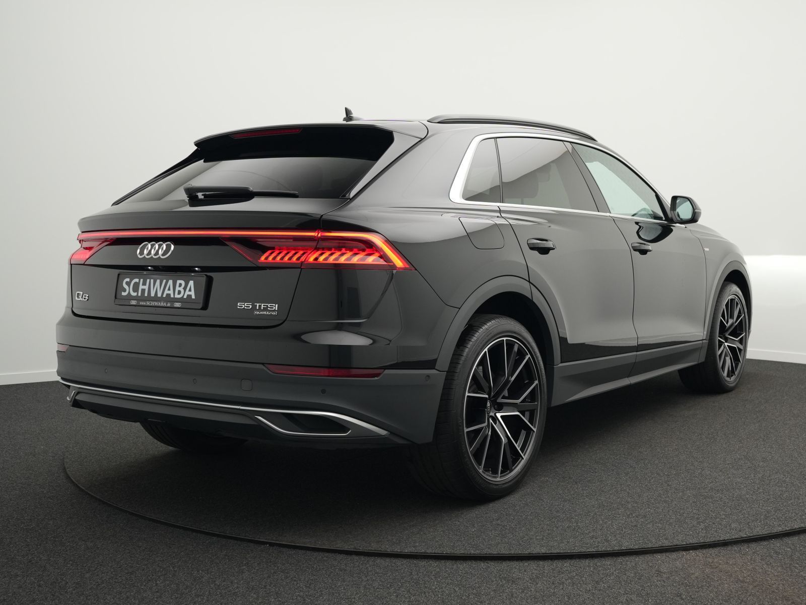Audi Q8 55 TFSI quattro tiptronic 2x S line