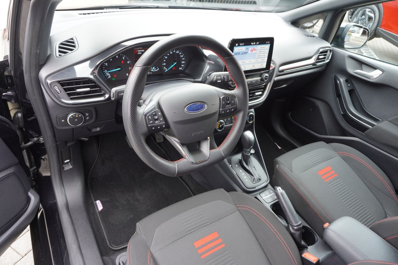 Ford Fiesta 1.0 EB mHeV Autom. ST-Line LED ACC Kamera