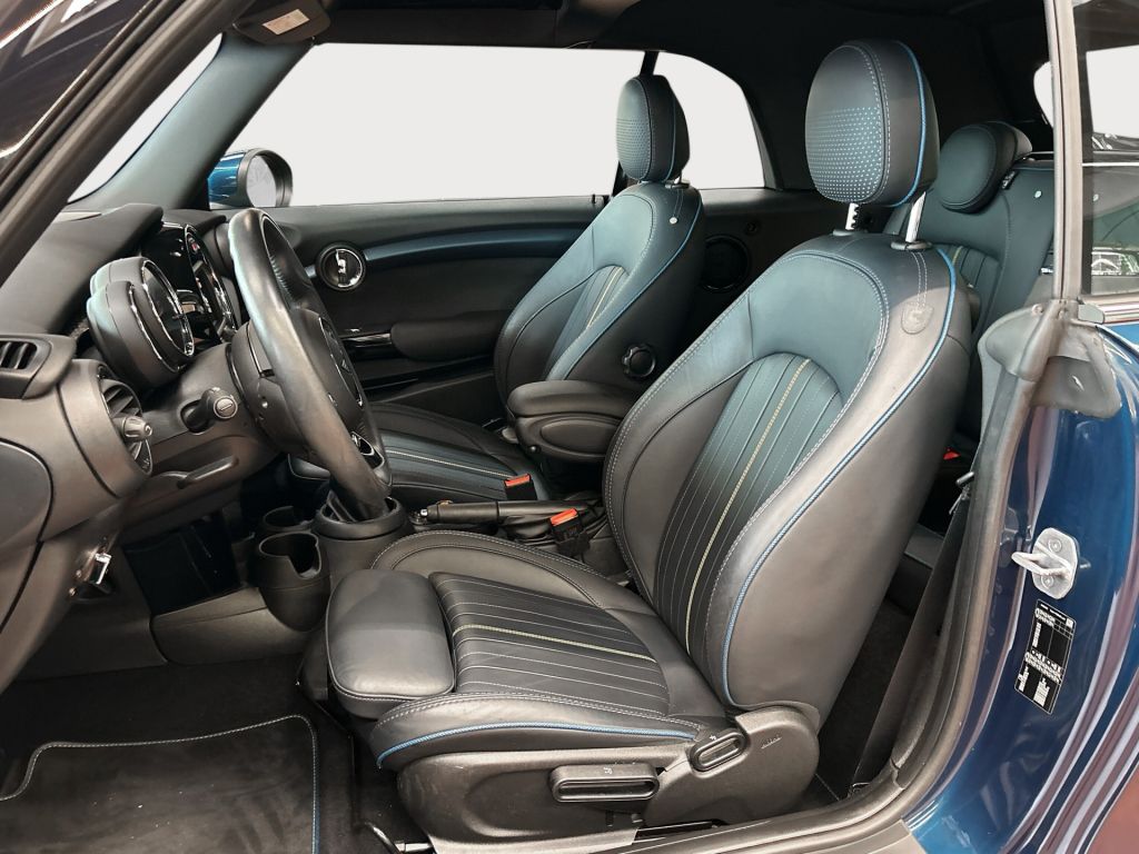 MINI Cooper Cabrio Sidewalk - Samsaru's Car Outlet