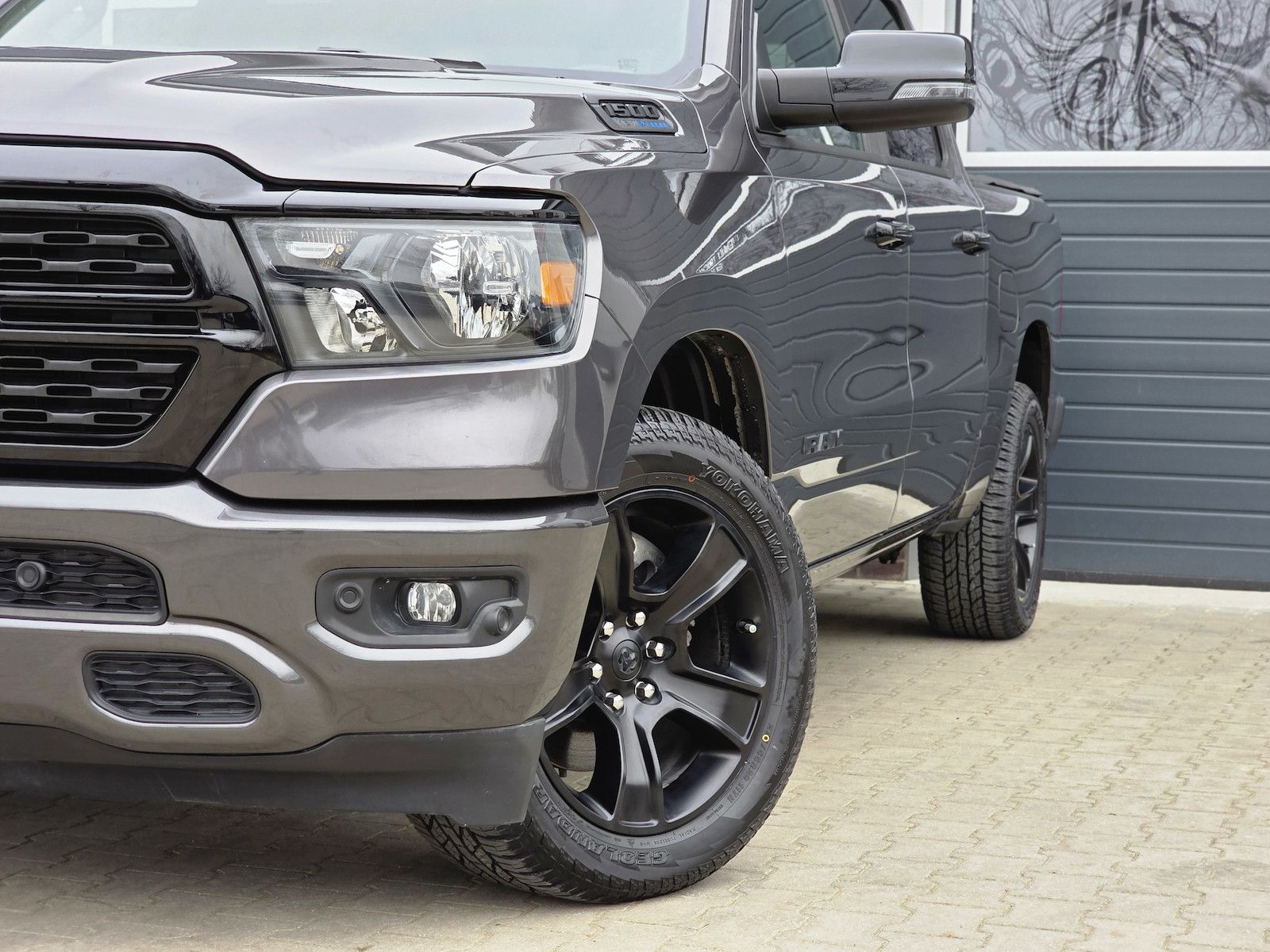 Dodge RAM 1500 5.7 4x4 Bighorn Night Kamera 12´´ PDC