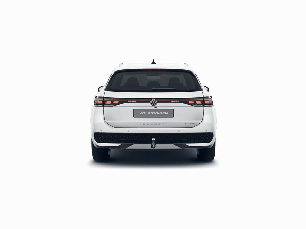 Volkswagen Passat Variant 1.5 eHybrid R-Line +DSG+AHK+