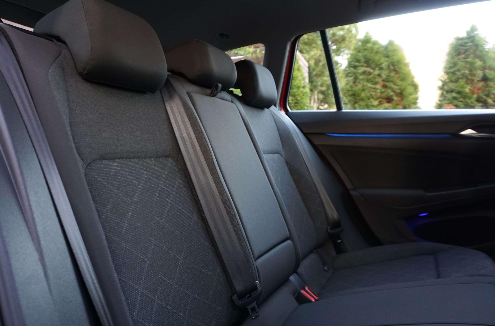 Volkswagen Golf Variant Life - Samsaru's Car Outlet