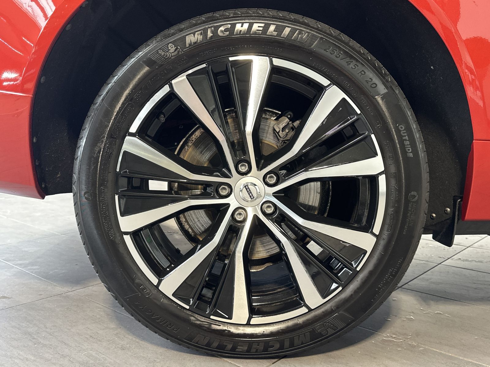 Volvo XC60 T8 AWD Ultimate Dark NAV+LED+360°+PANO+HUD