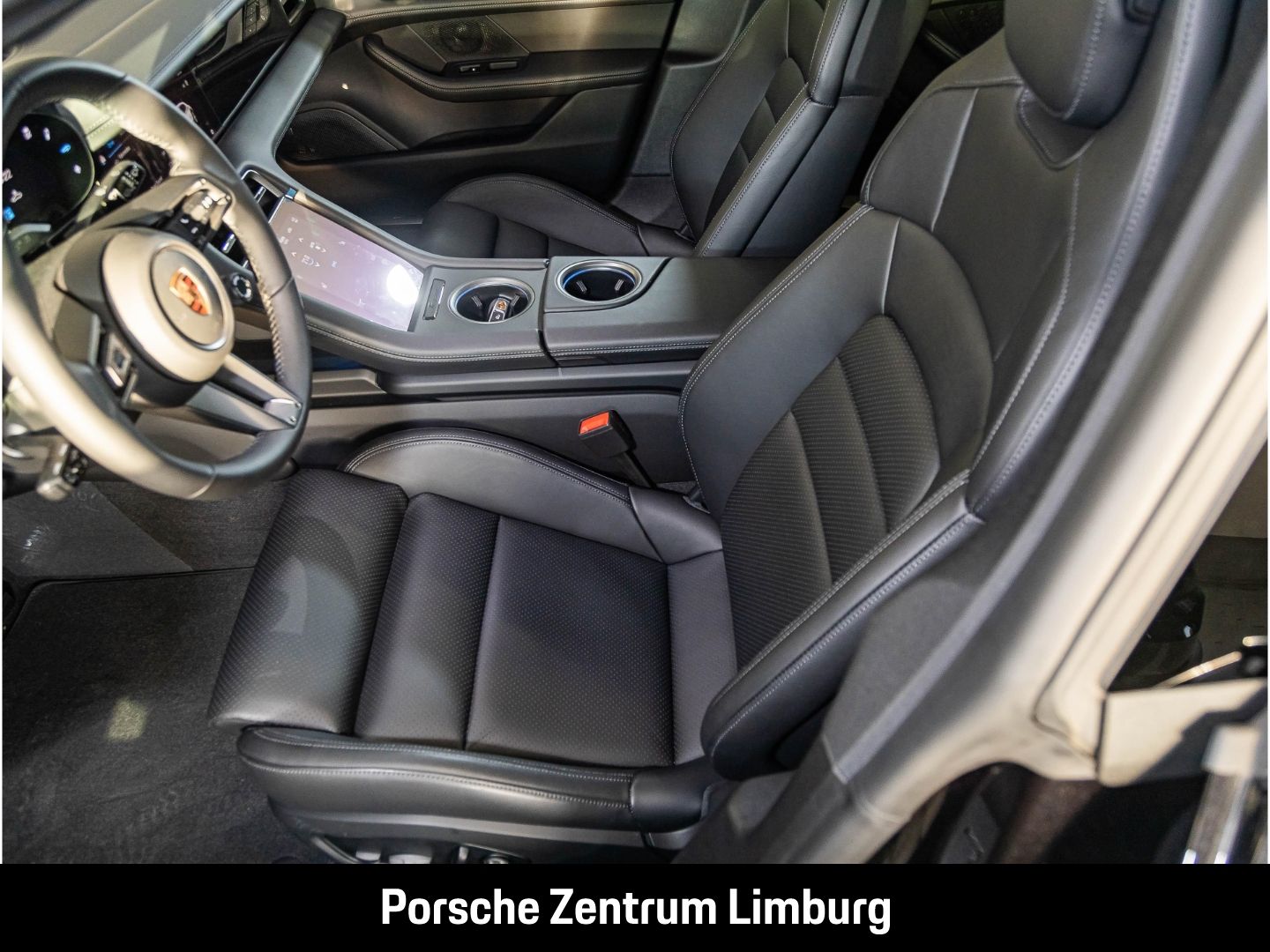 Porsche Taycan 4 Cross Turismo BOSE Hinterachslenkung
