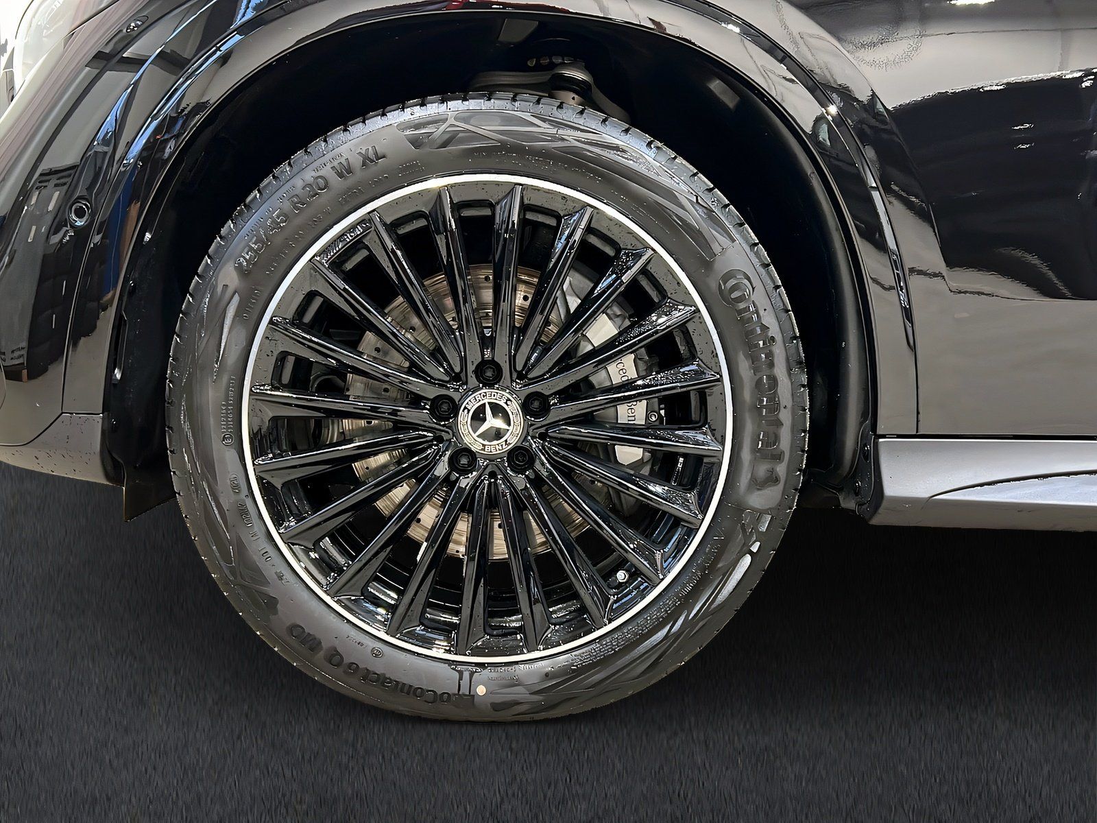 Mercedes-Benz GLC 450 d 4M AMG+LEDER+Burm+Ambi+Pano+AHK+360°