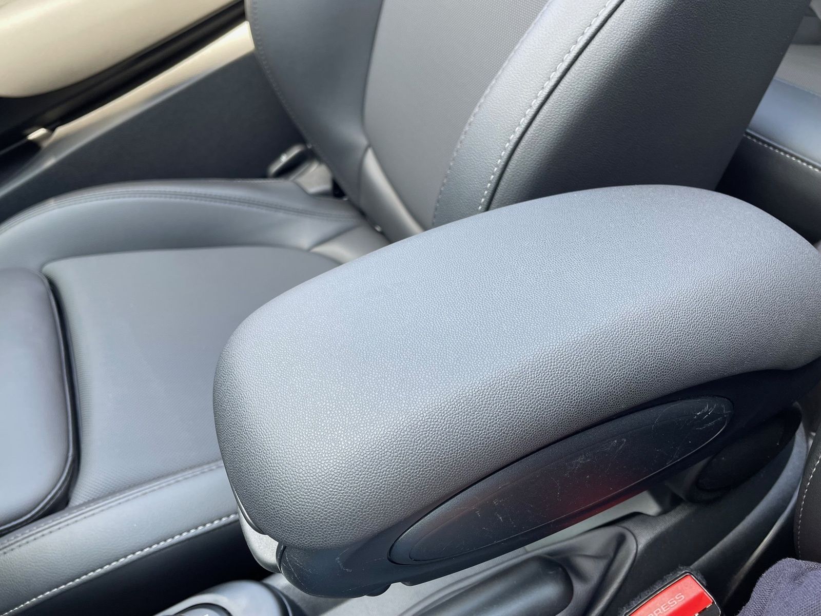 MINI Cooper - Samsaru's Car Outlet