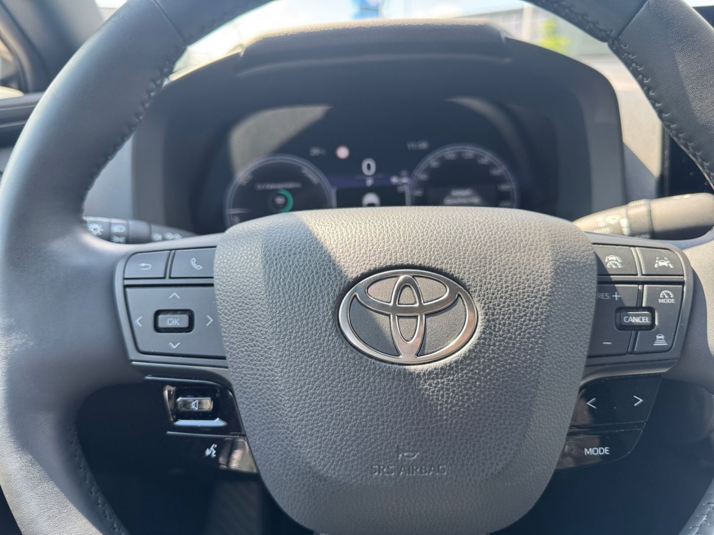 Toyota C-HR 2.0 Hybrid Black&White Team *Technik Paket*