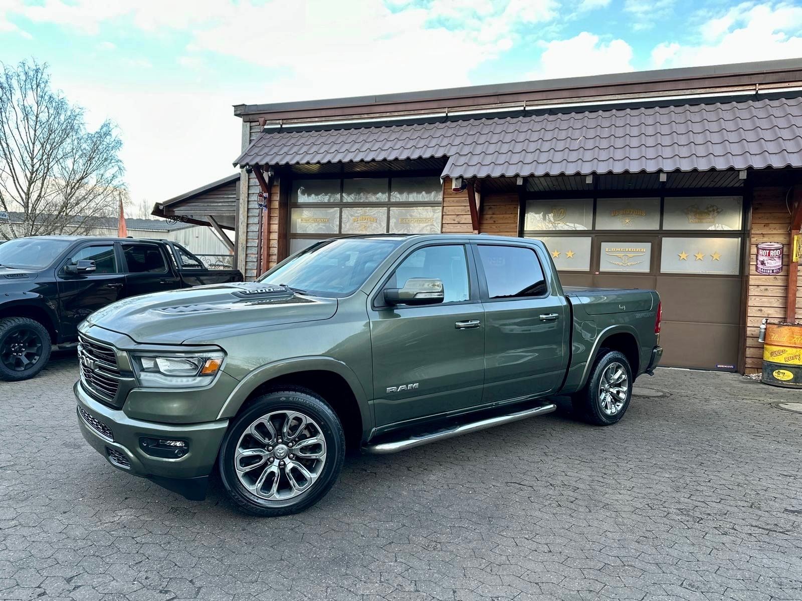 Dodge LARAMIE*5.7*LPG*AHK*NAVI*PDC*RAMBOX*GARANTIE*