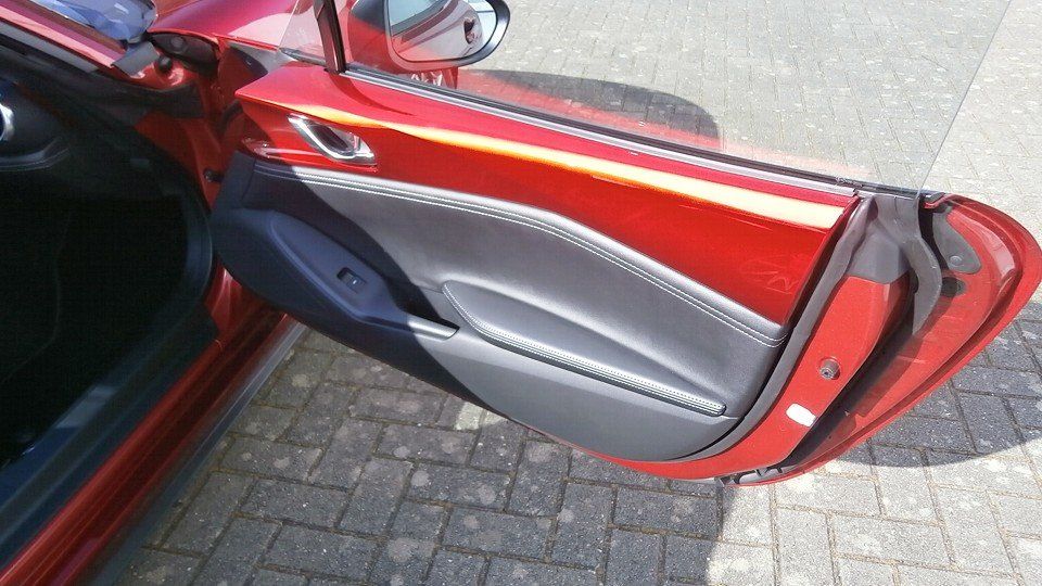 Mazda MX-5 1.5L SKYACTIV-G 132PS 6MT RWD EXKLUSIVE-LIN