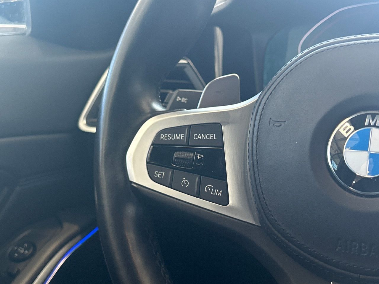 BMW 320i Touring M SPORT - Samsaru's Car Outlet