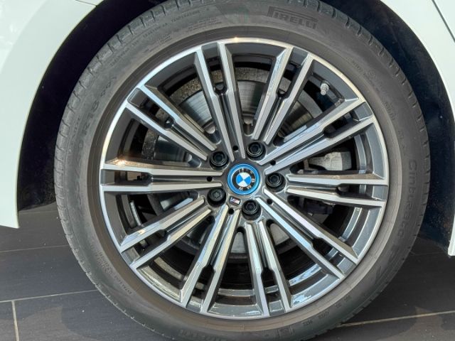 BMW 320 e xDrive M Sport - Samsaru's Car Outlet