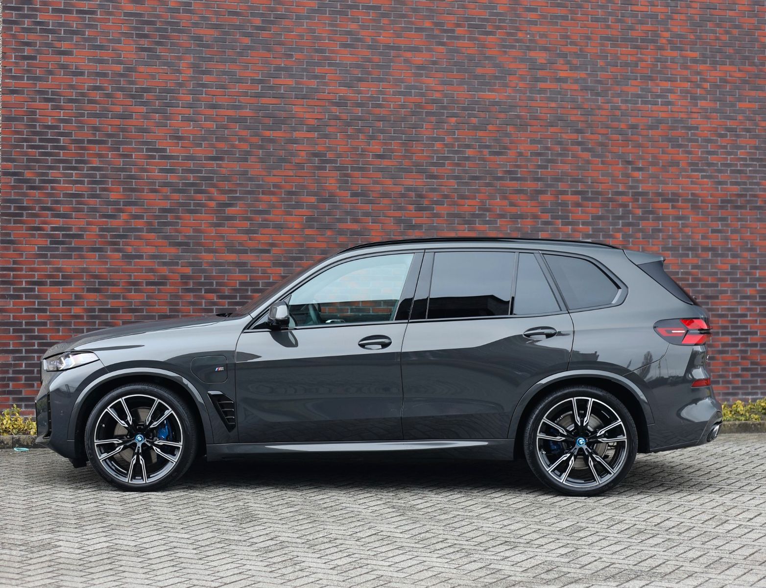 BMW X5 50e xDrive | Skylounge - AHK - HUD