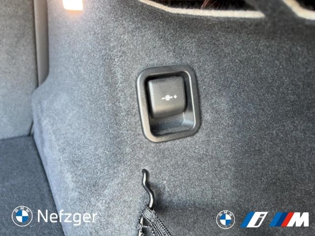 BMW X1 xDrive20i Sport Line - Samsaru's Car Outlet