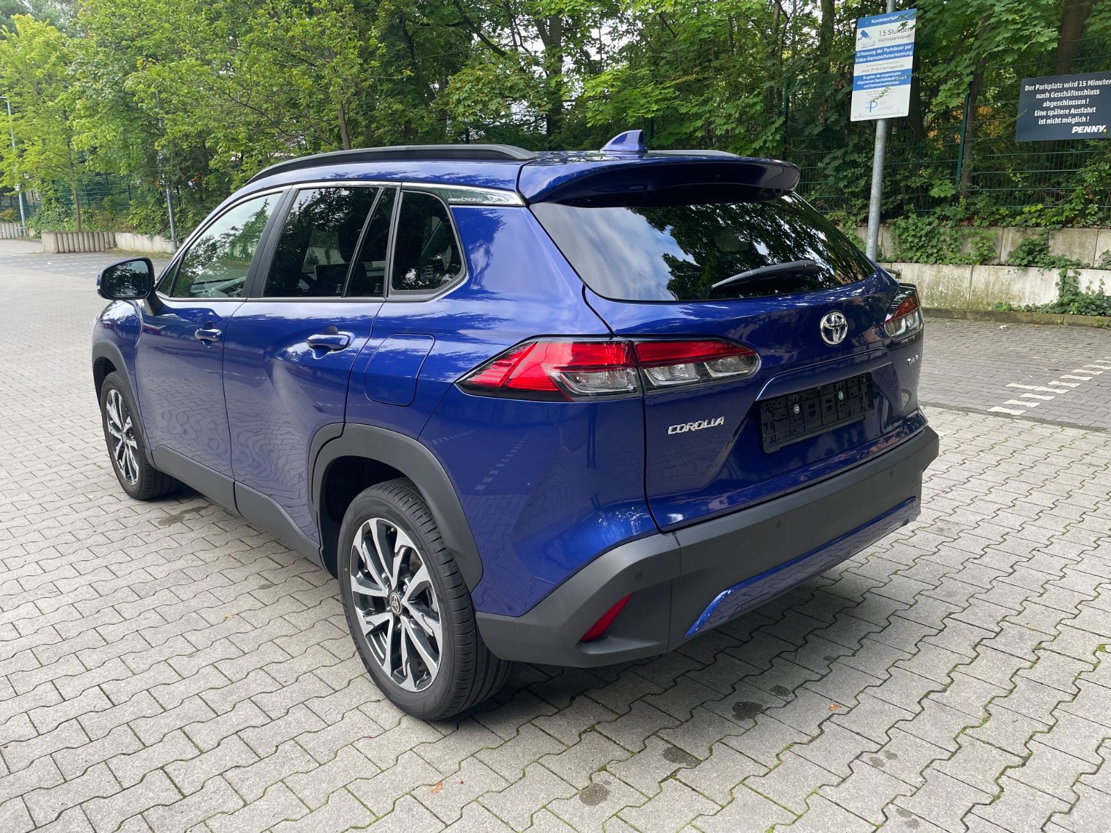 Toyota Corolla Cross Hybrid FWD Team Deutschland