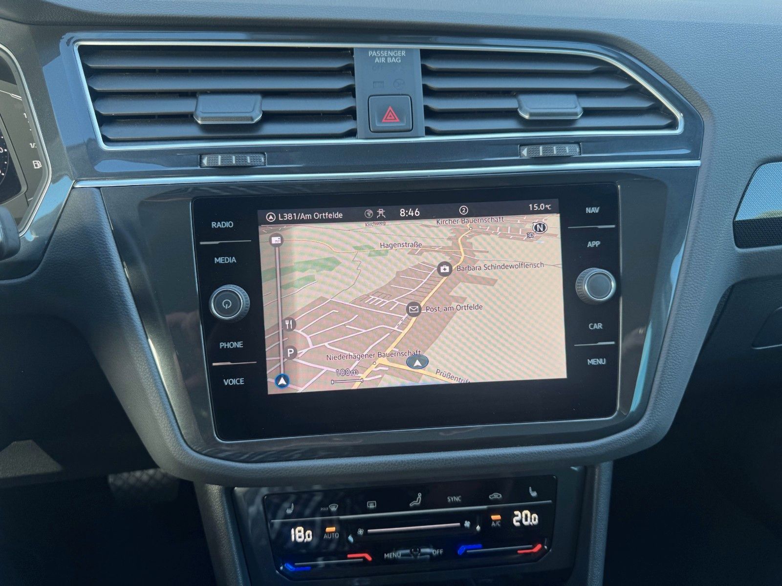 Volkswagen Tiguan Elegance 2.0 TDI Automatik - Samsaru's Car Outlet