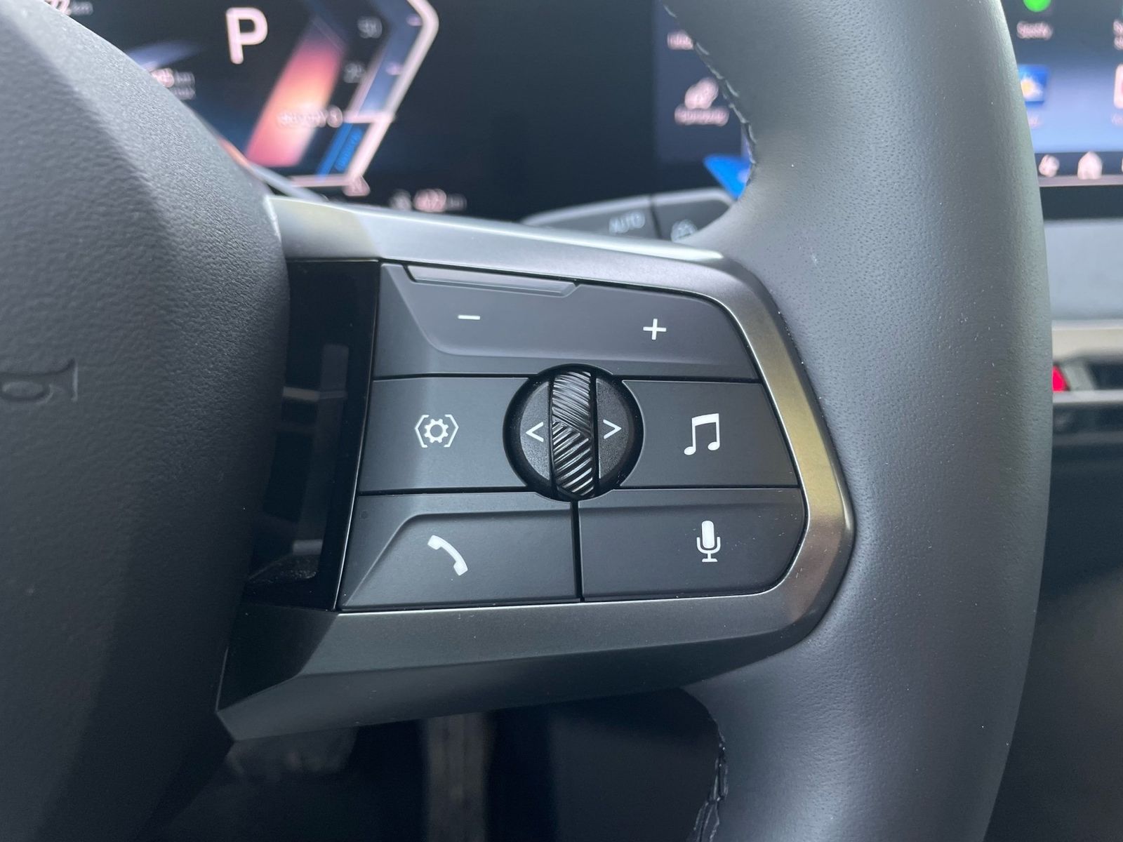 BMW iX xDrive60 M Sport Pro || Pano AHK Autobahnass
