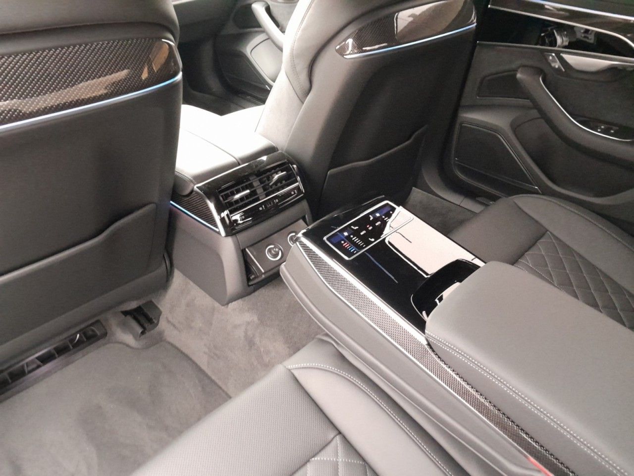 Audi A8 50 TDI quattro - Samsaru's Car Outlet