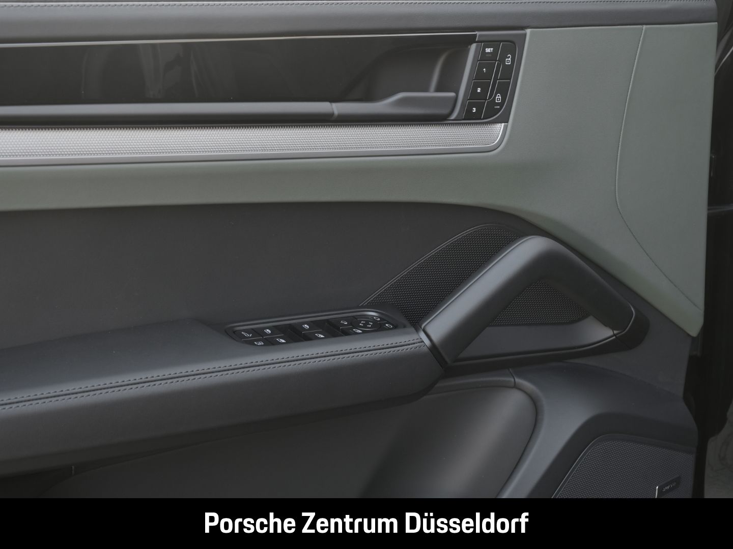 Porsche Cayenne E-Hybrid Coupe BOSE Surround View LED