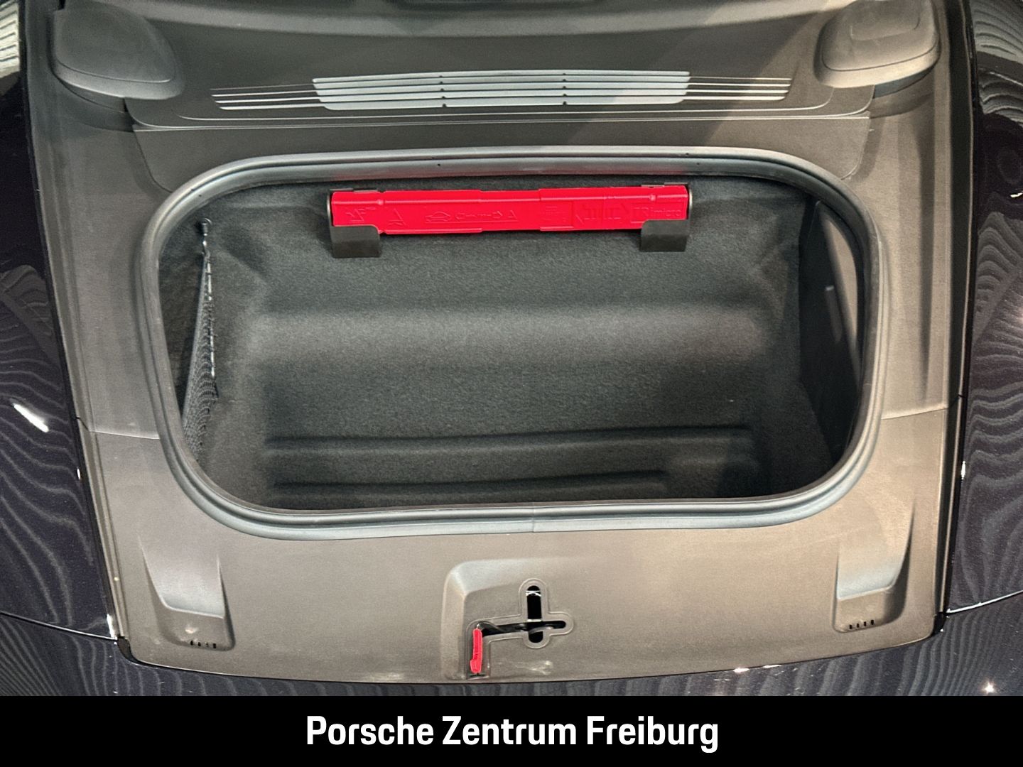 Porsche 992 911 Targa 4 GTS Burmester Sportabgasanlage