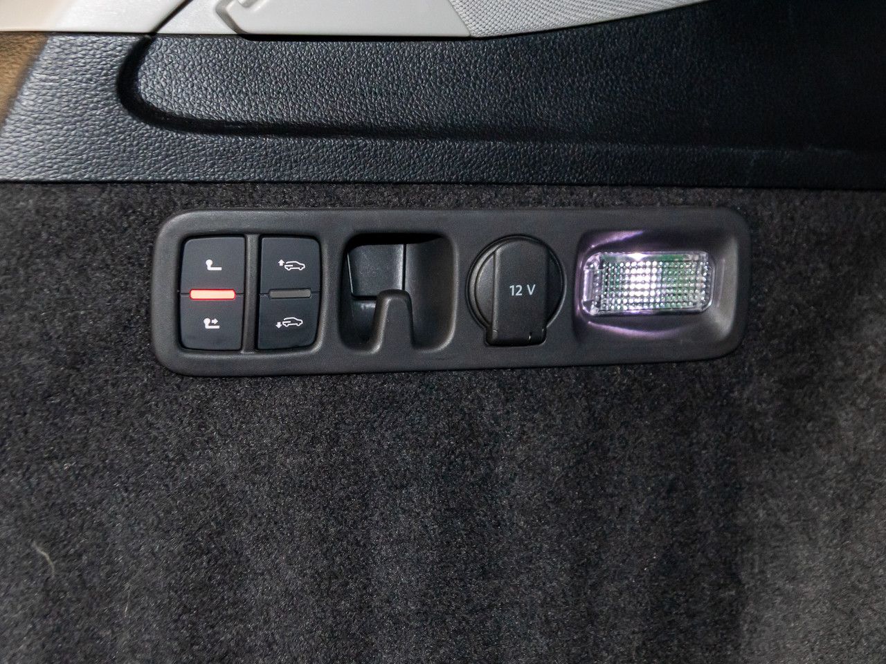 Audi Q7 55 TFSI e quattro LED AIR ACC AHK 360°