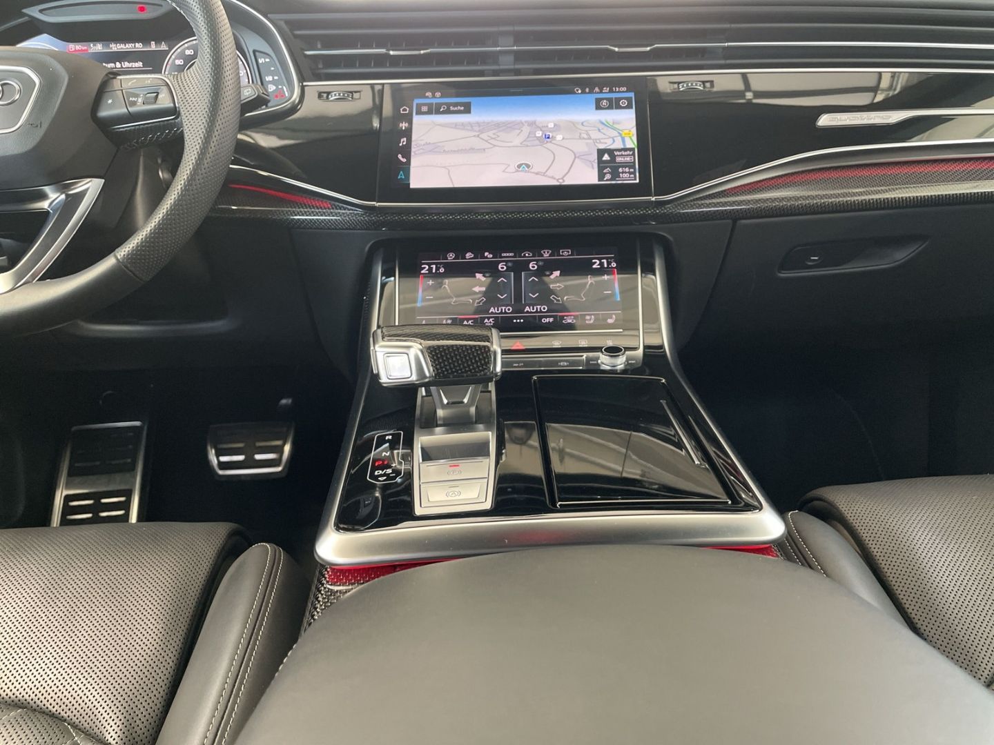Audi Q8 50 TDI qu Matrix AHK Memory HuD Pano Standhzg