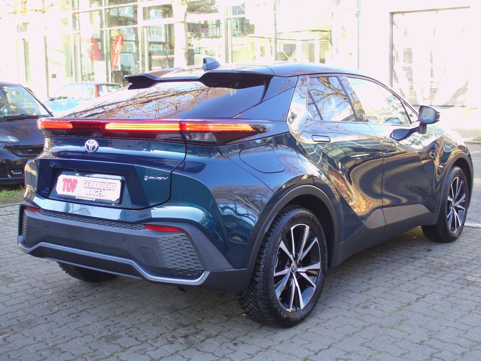 Toyota C-HR  Plug-In Hybrid FWD Team Deutschland
