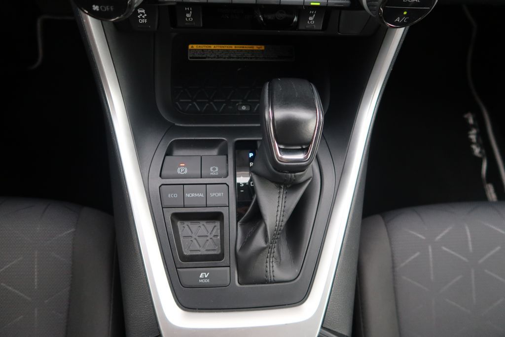 Toyota RAV 4 2.5 4x2 Hybrid - Samsaru's Car Outlet