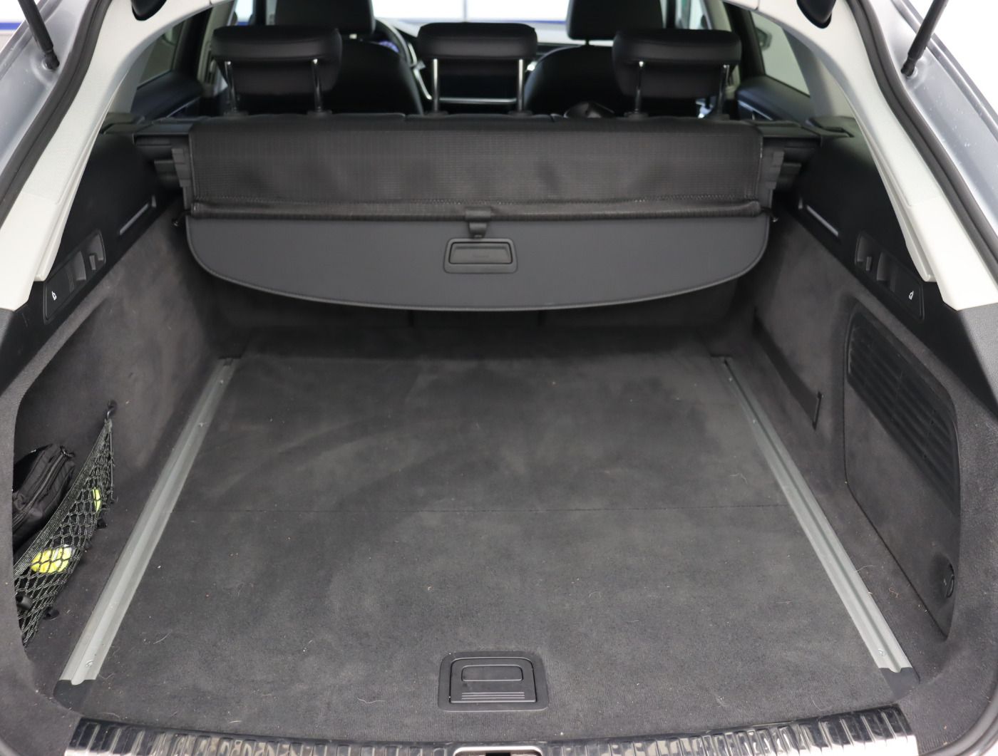 Audi A6 Avant 40 TDI quattro S tronic - Samsaru's Car Outlet