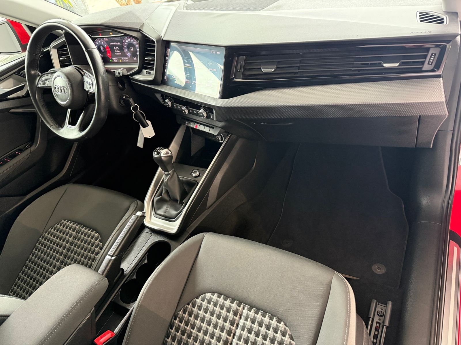 Audi A1 Sportback Advanced 30TFSI - Samsaru's Car Outlet