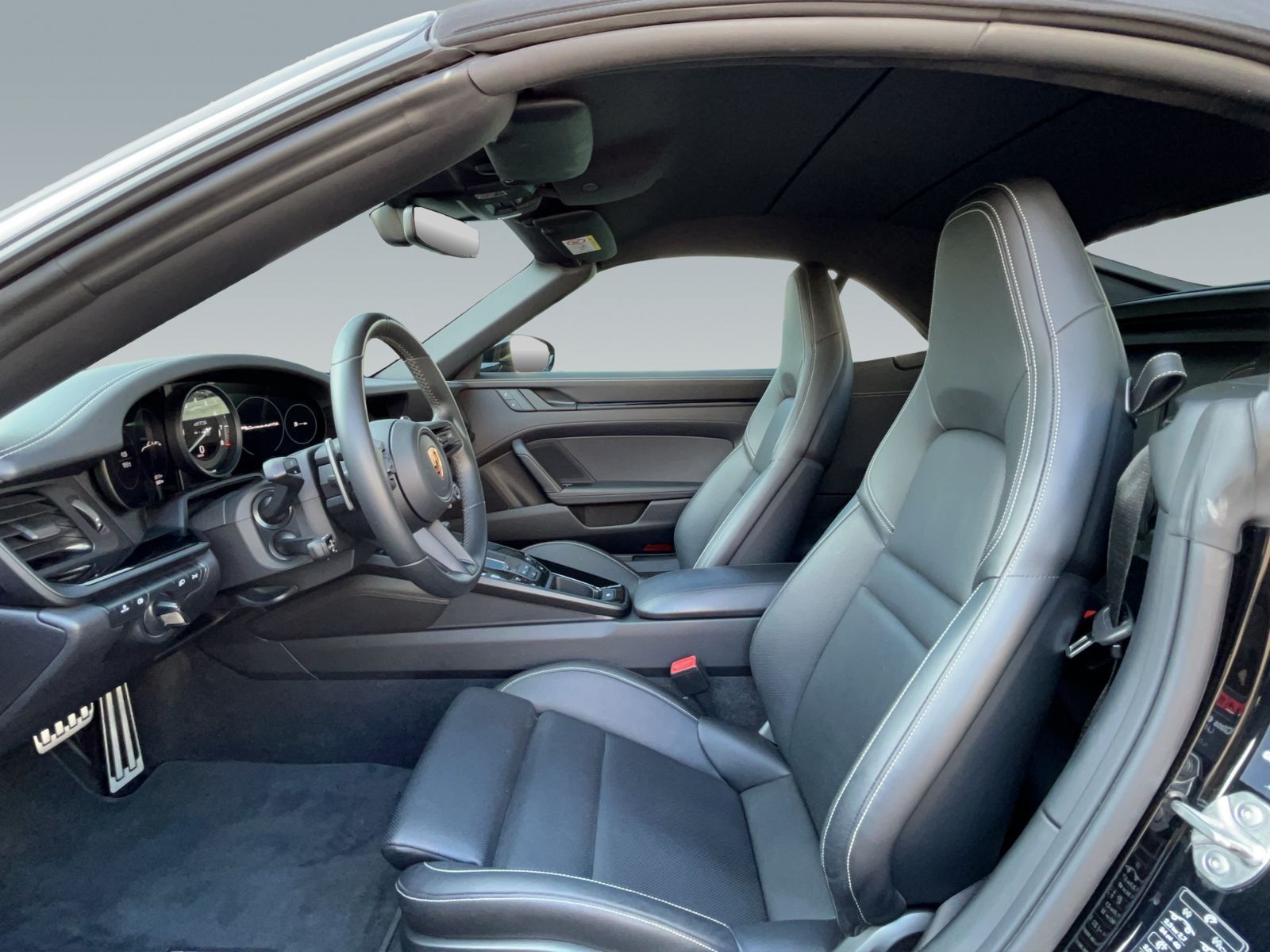 Porsche 992 (911) Carrera 4 GTS Cabriolet - BOSE - ParkA