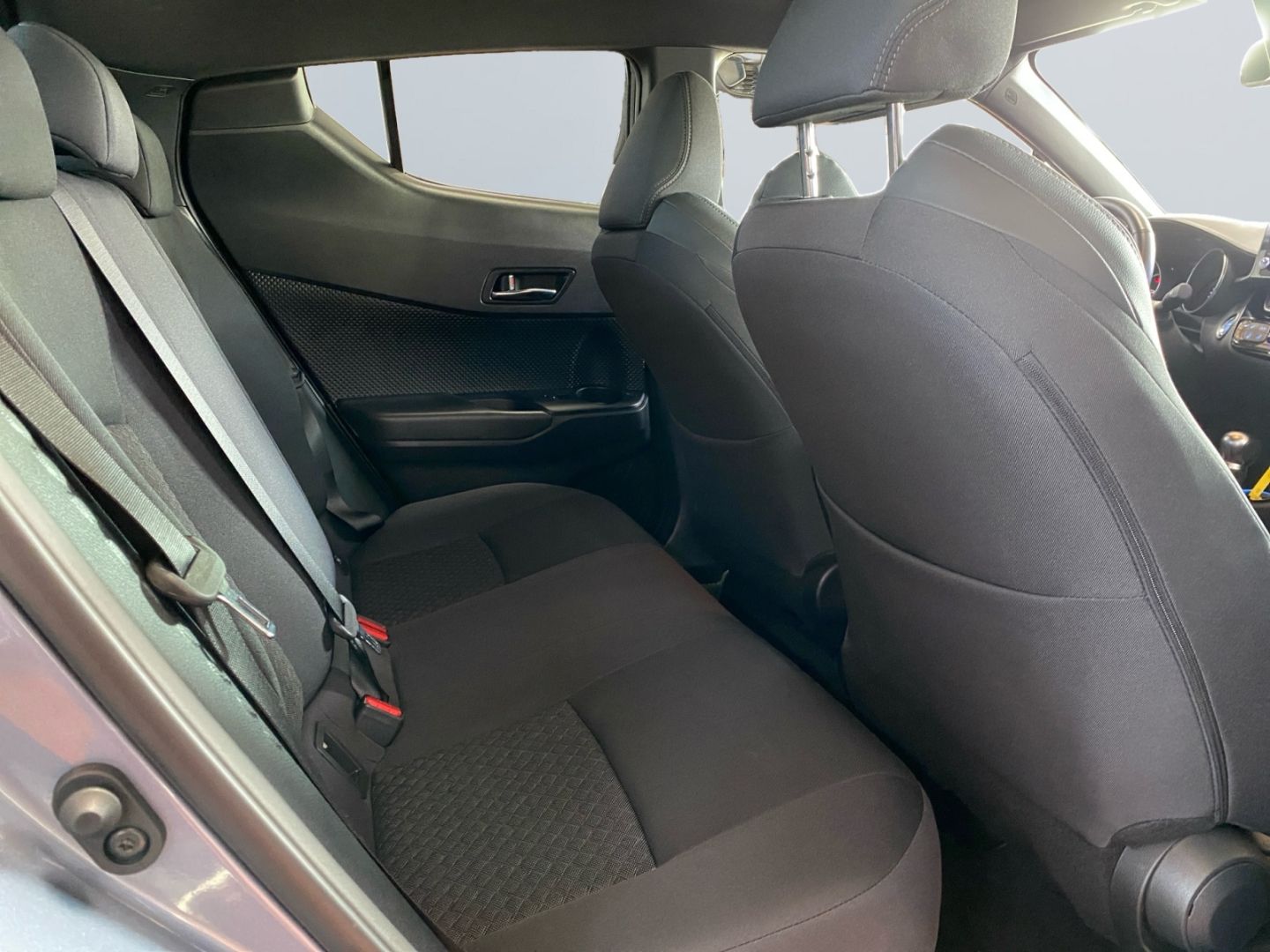 Toyota C-HR 2.0 Hybrid Team D *LED*ACC*CarPlay*CAM*SHZ*