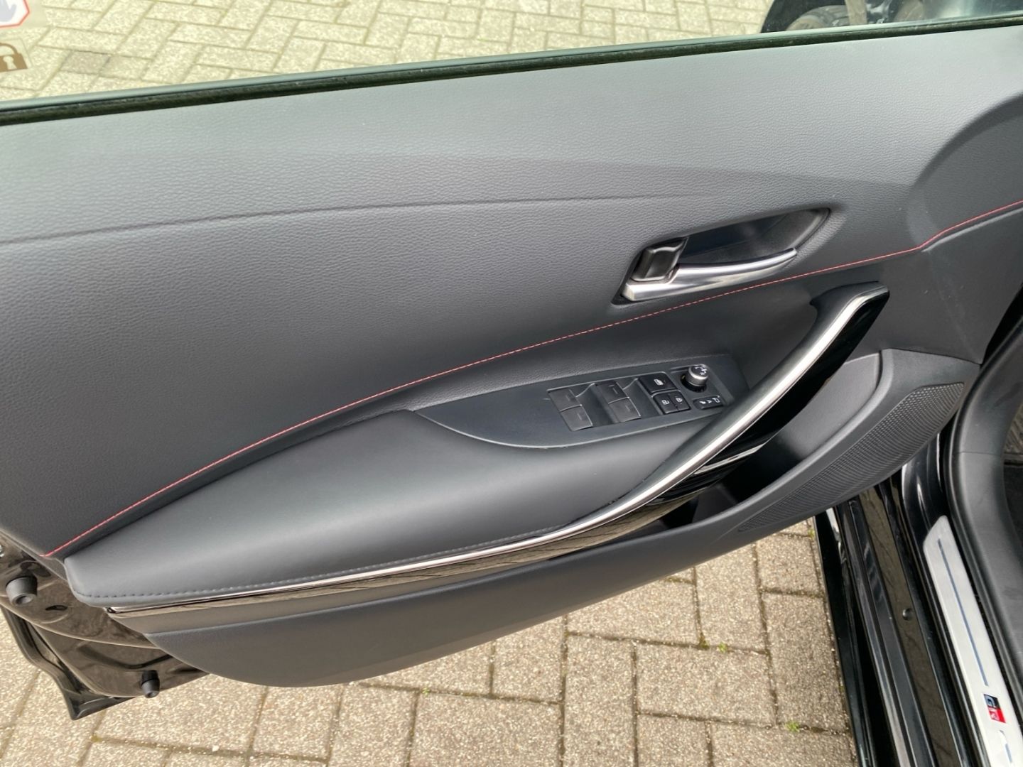 Toyota Corolla 2.0 Hybrid TS GR Sport - Samsaru's Car Outlet